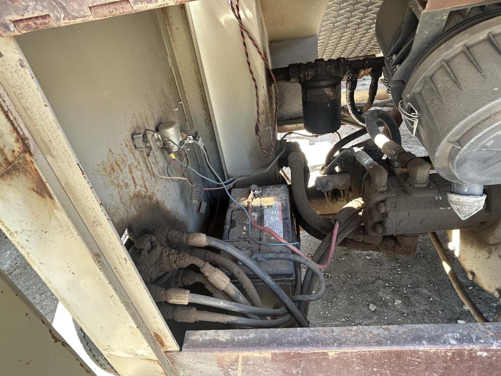 Image for 2007 JackRabbit 20/30 Side Dump Elevator