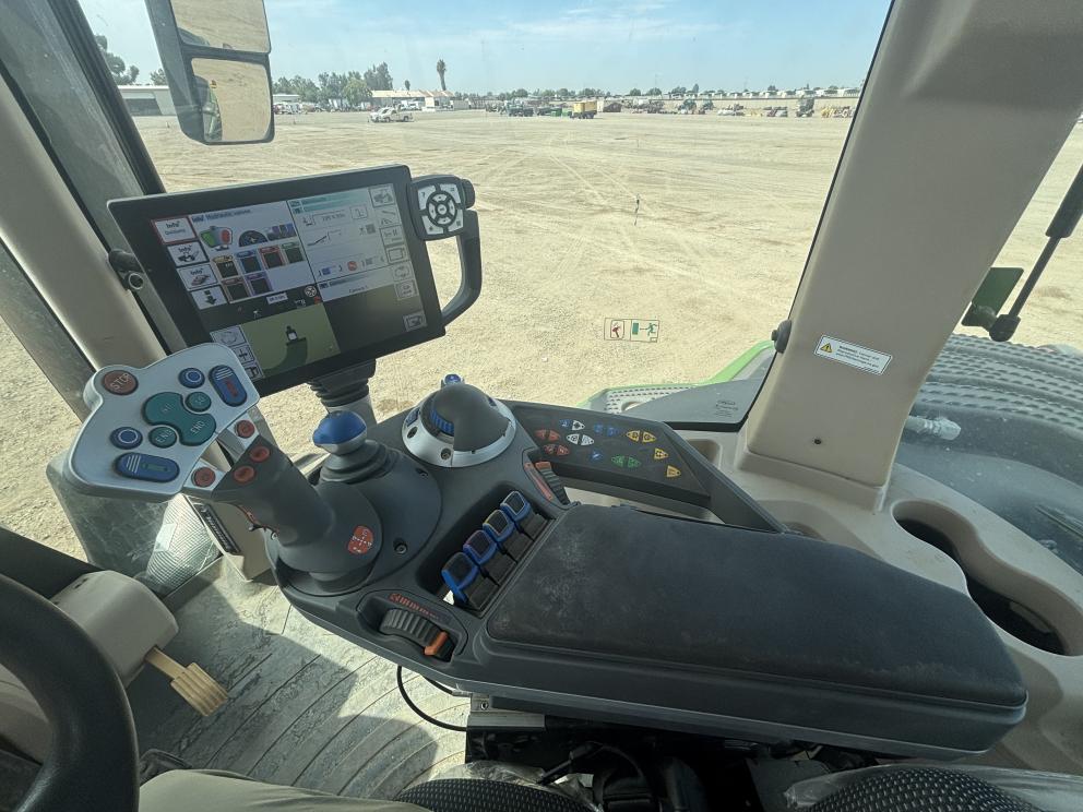 Image for 2022 Fendt 1151 Vario MT Track Tractor