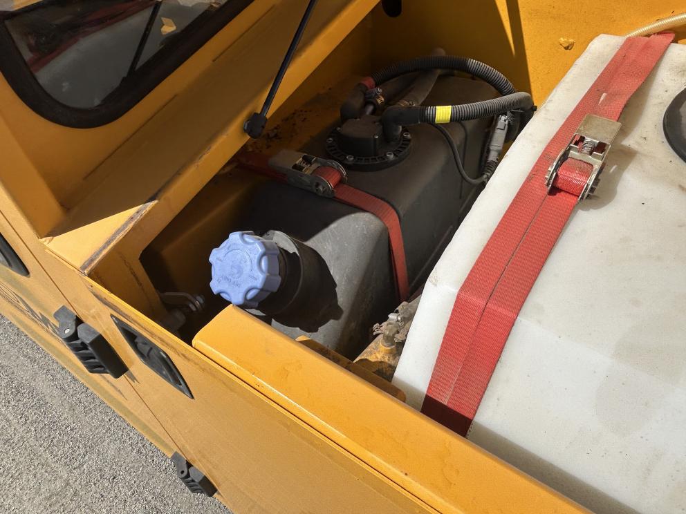 Image for 2024 OMC Shockwave Sprint Tree Shaker