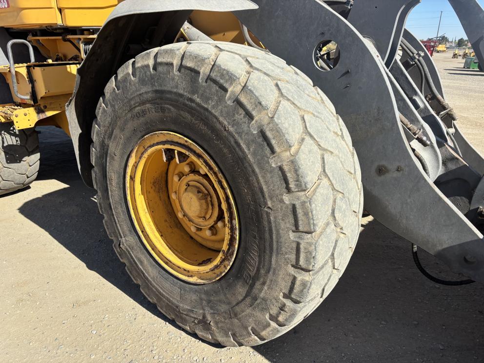 Image for 2015 Volvo L60H Wheel Loader