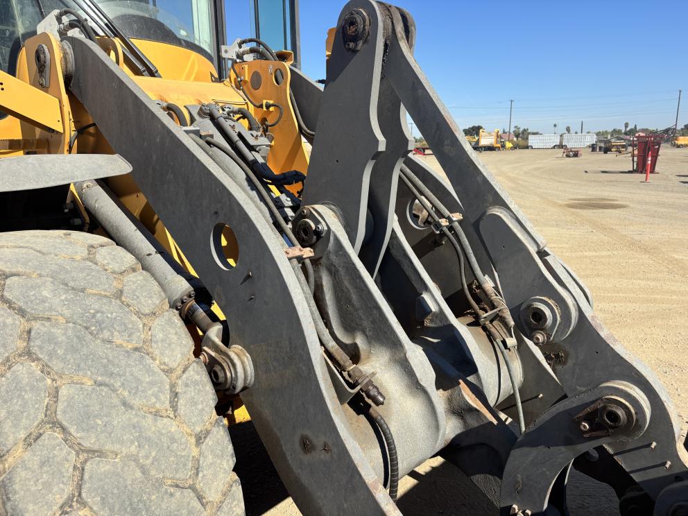 Image for 2015 Volvo L60H Wheel Loader
