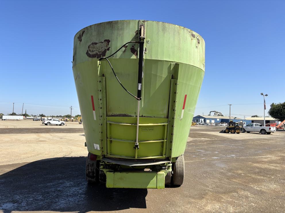 Image for J&A Hay Cruncher Twin Screw Feed Wagon