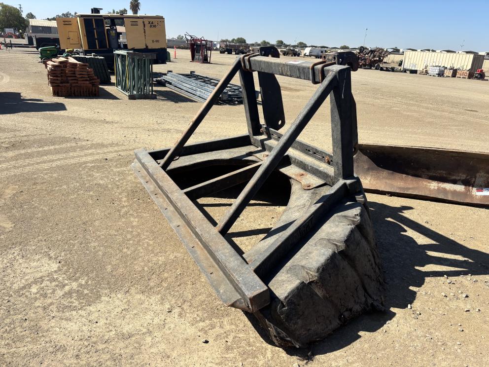 Image for Wheel Loader Rubber Scraper Attachment