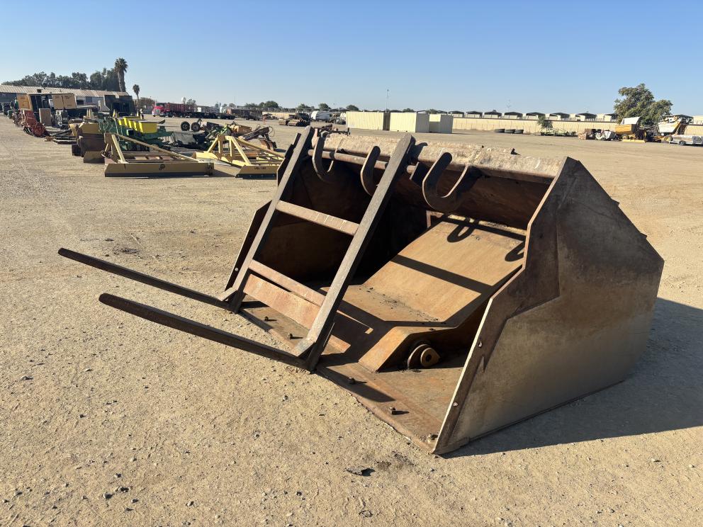 Image for KMS 5.25 yd Roll Out Bucket