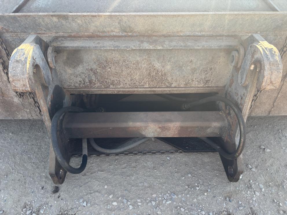 Image for KMS 5.25 yd Roll Out Bucket