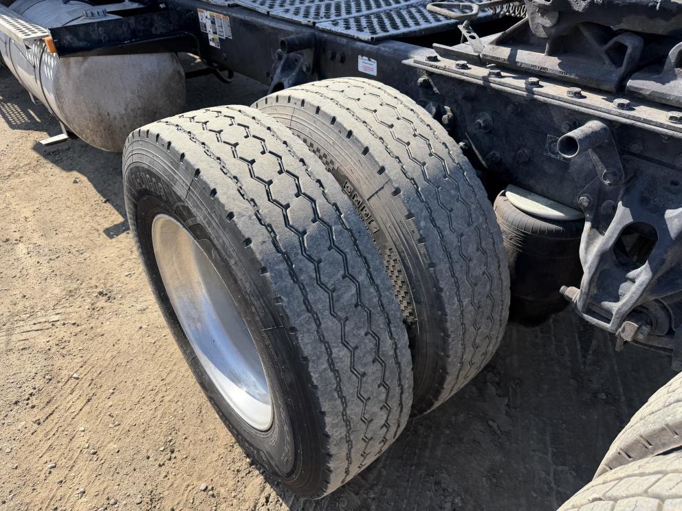 Image for 2018 Kenworth T880 T/A Sleeper Truck