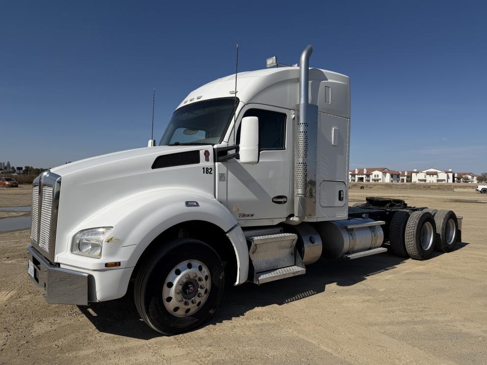 Image for 2018 Kenworth T880 T/A Sleeper Truck
