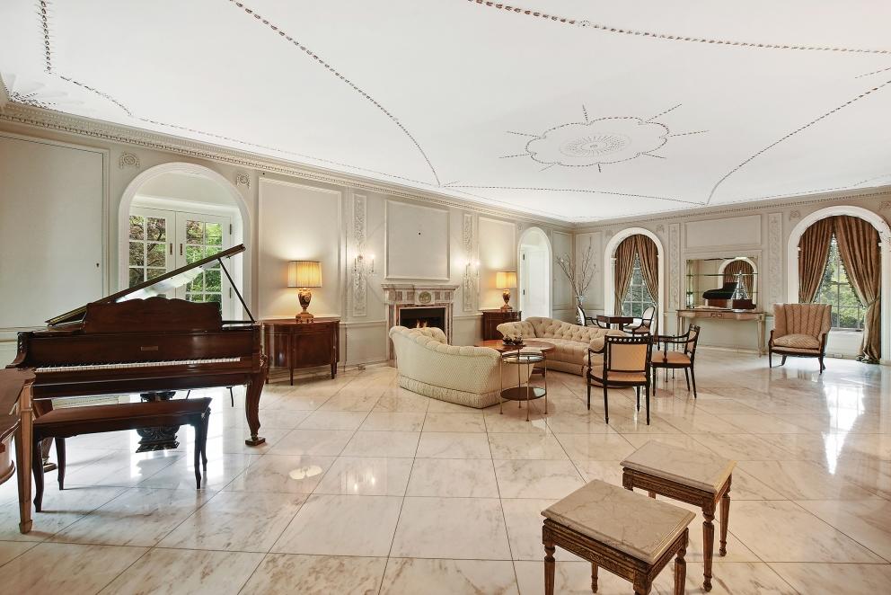 Image for Elegant and Private 3.75+/- Acre Estate in Scarsdale, NY-SOLD!