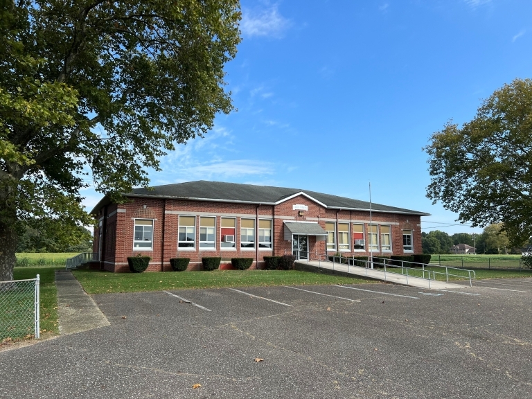 Max spann real estate auction company