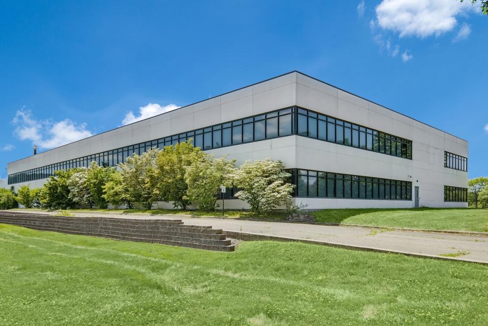 Image for 60,000+/- sf Former Call Center in the Elmira Corning Airport Corporate Park, NY-Under Contract!