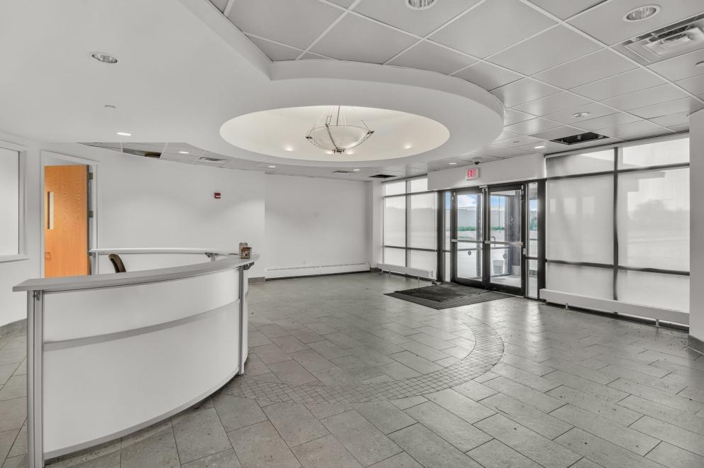 Image for 60,000+/- sf Former Call Center in the Elmira Corning Airport Corporate Park, NY-Under Contract!