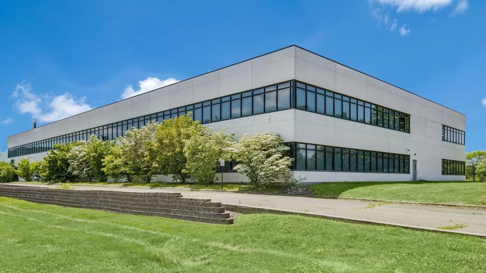 22-web-or-mls-326-daniel-zenker-drive-horseheads-ny-usa-024