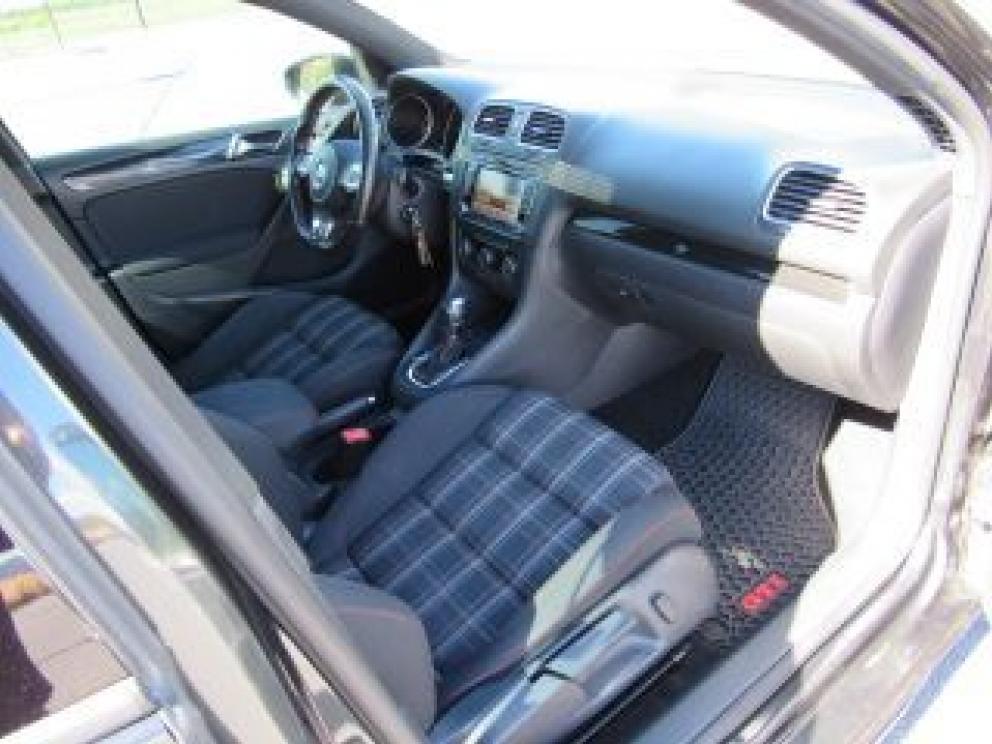 Image for 2012 Volkswagen Golf GTi