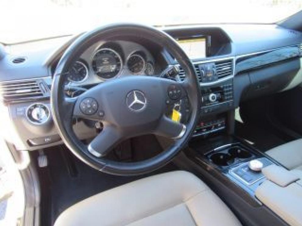 Image for 2010 Mercedes-Benz E350 4Matic Premium NAV