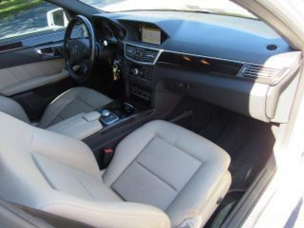 Image for 2010 Mercedes-Benz E350 4Matic Premium NAV