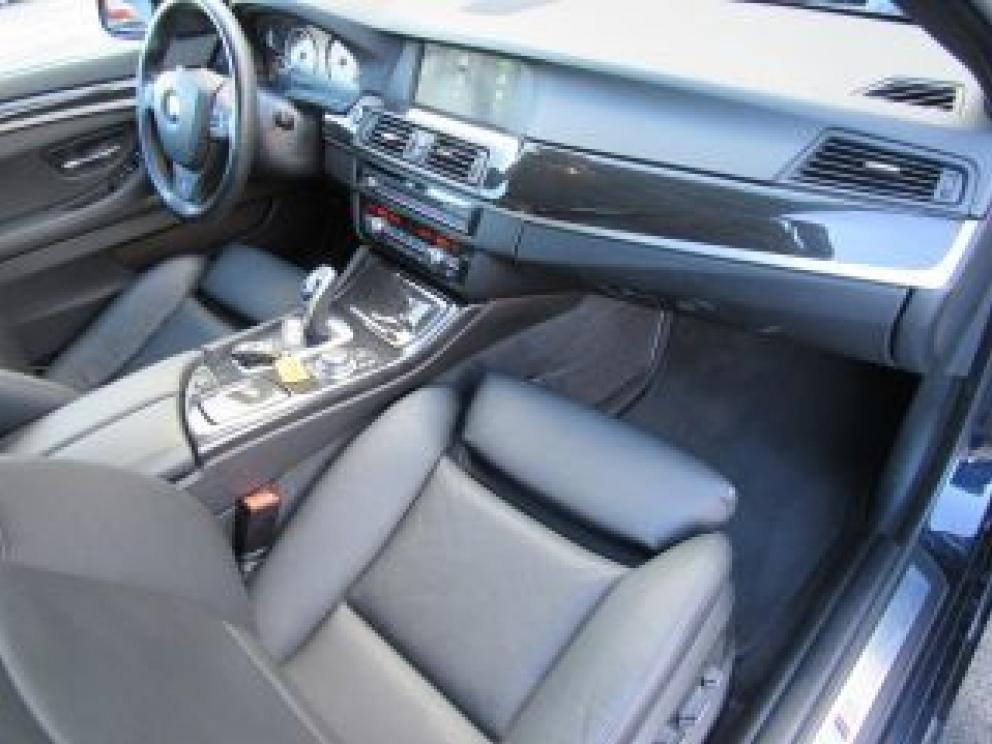 Image for 2012 BMW 550i xDrive M-Sport