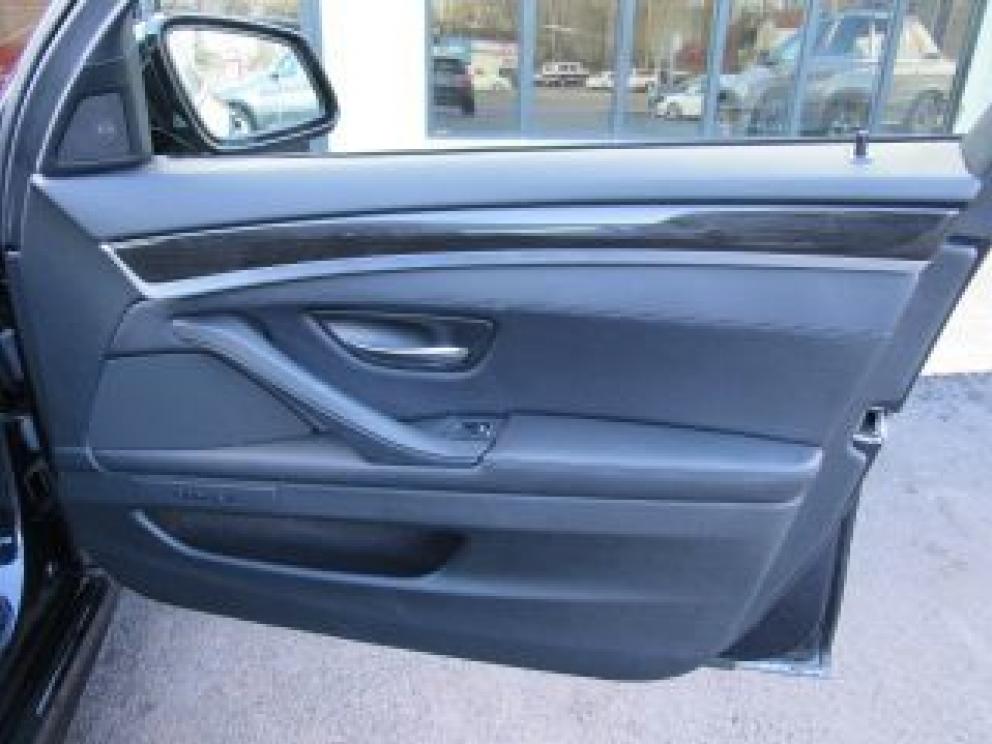 Image for 2012 BMW 550i xDrive M-Sport