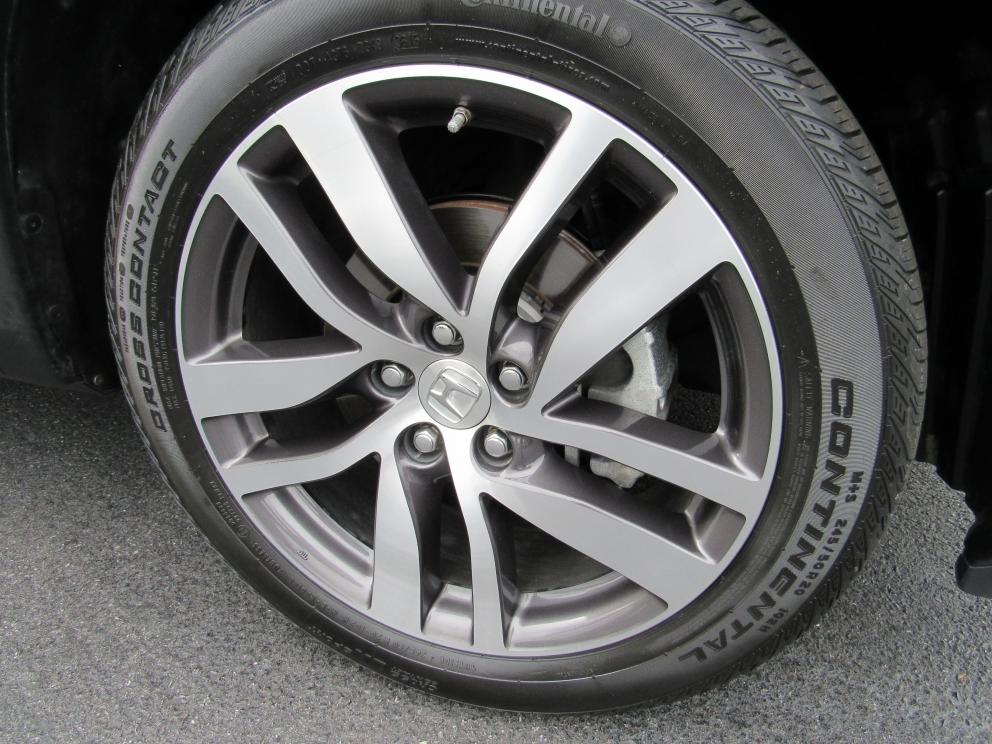 Image for 2016 Honda Pilot Touring AWD