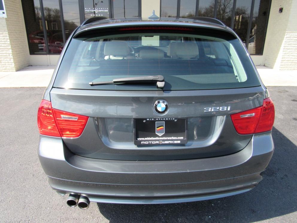 Image for 2012 BMW 328i xDrive Sport Wagon