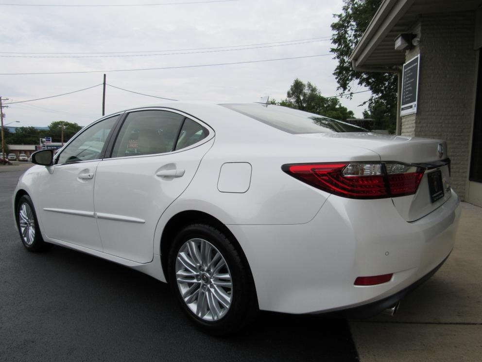 Image for 2014 Lexus ES 350 NAV Camera Blind-Spot Monitor