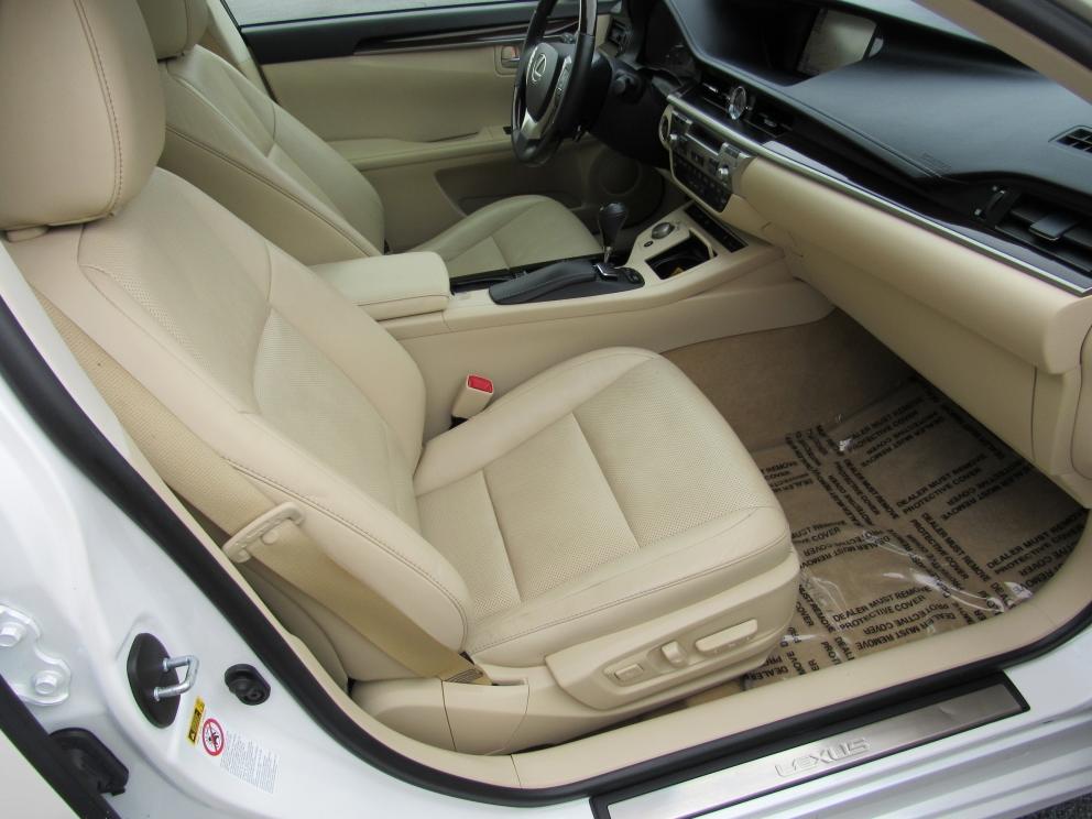 Image for 2014 Lexus ES 350 NAV Camera Blind-Spot Monitor