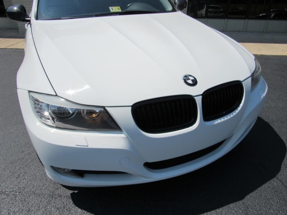 Image for 2011 BMW 328i xDrive OEM BMW Perf. Exhaust + Carbon Intake