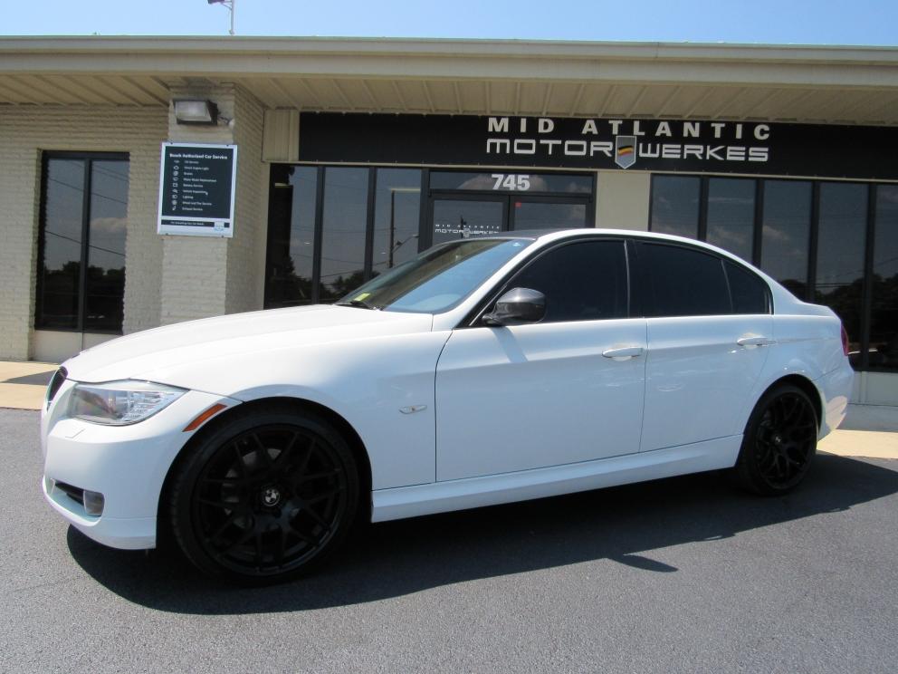 Image for 2011 BMW 328i xDrive OEM BMW Perf. Exhaust + Carbon Intake