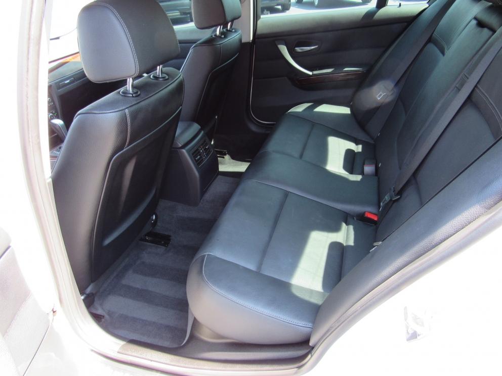 Image for 2011 BMW 328i xDrive OEM BMW Perf. Exhaust + Carbon Intake