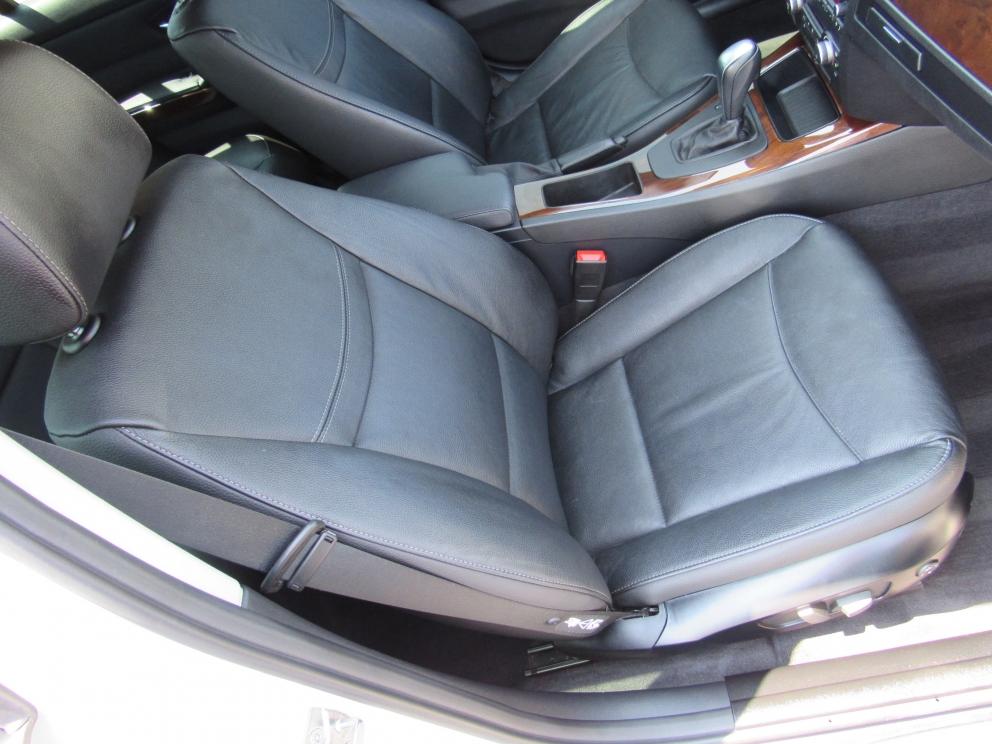 Image for 2011 BMW 328i xDrive OEM BMW Perf. Exhaust + Carbon Intake