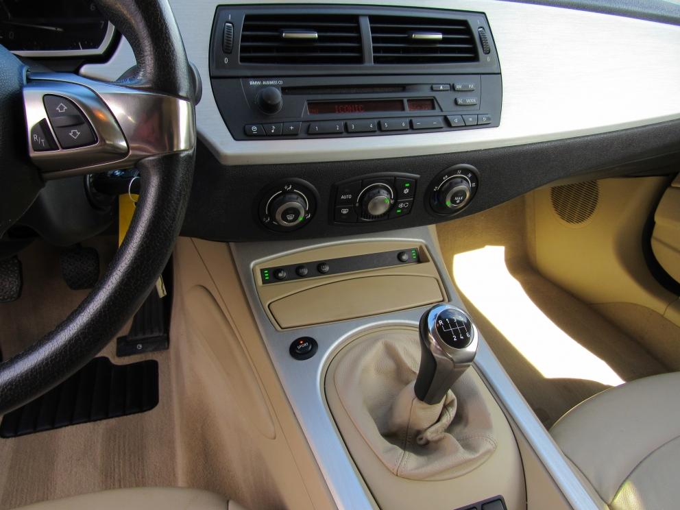 Image for 2007 BMW Z4 3.0Si Coupe 6-Speed Manual