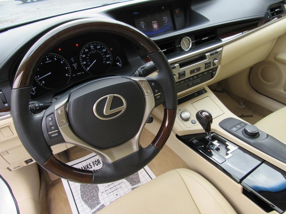 Image for 2015 Lexus ES350 Premium Camera Bluetooth