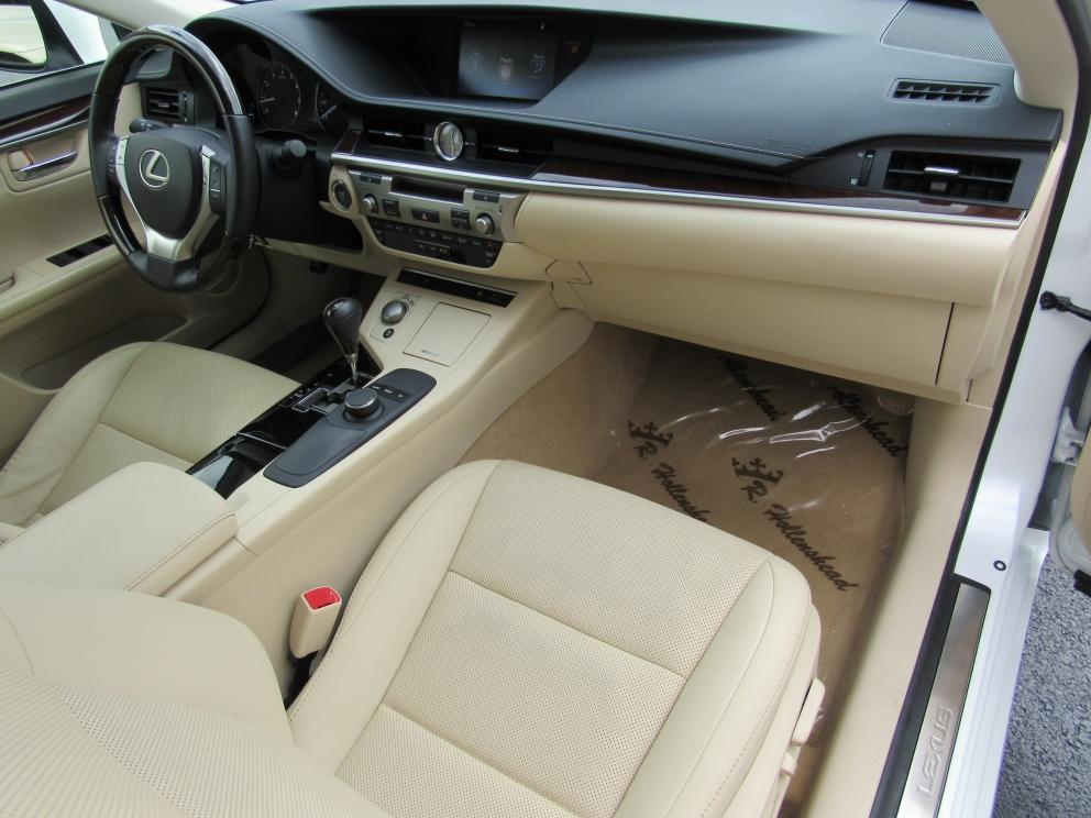 Image for 2015 Lexus ES350 Premium Camera Bluetooth