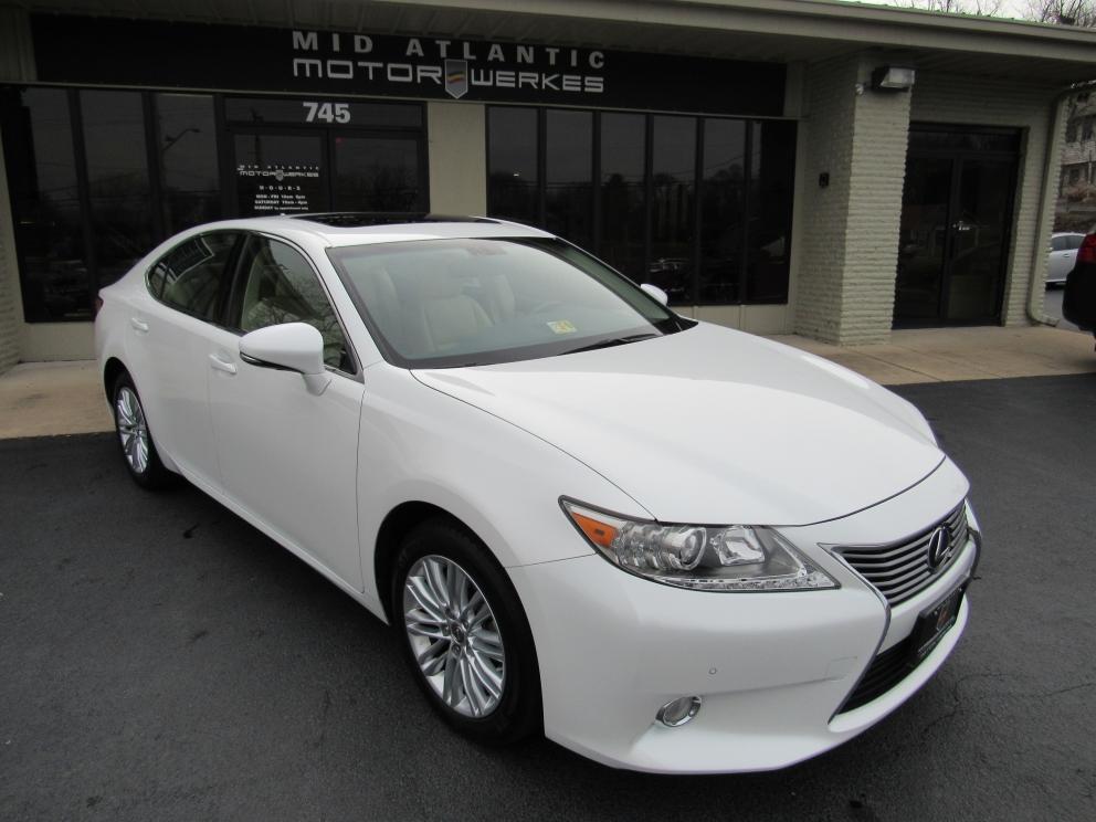 Image for 2013 Lexus ES350 Premium Navigation Blind Spot Monitor