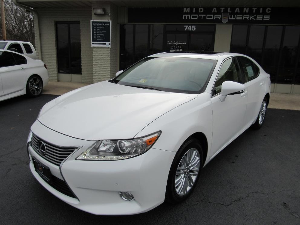 Image for 2013 Lexus ES350 Premium Navigation Blind Spot Monitor