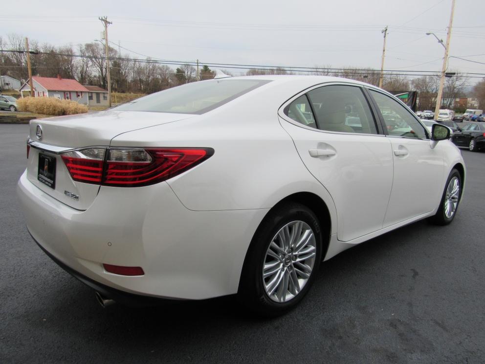 Image for 2013 Lexus ES350 Premium Navigation Blind Spot Monitor