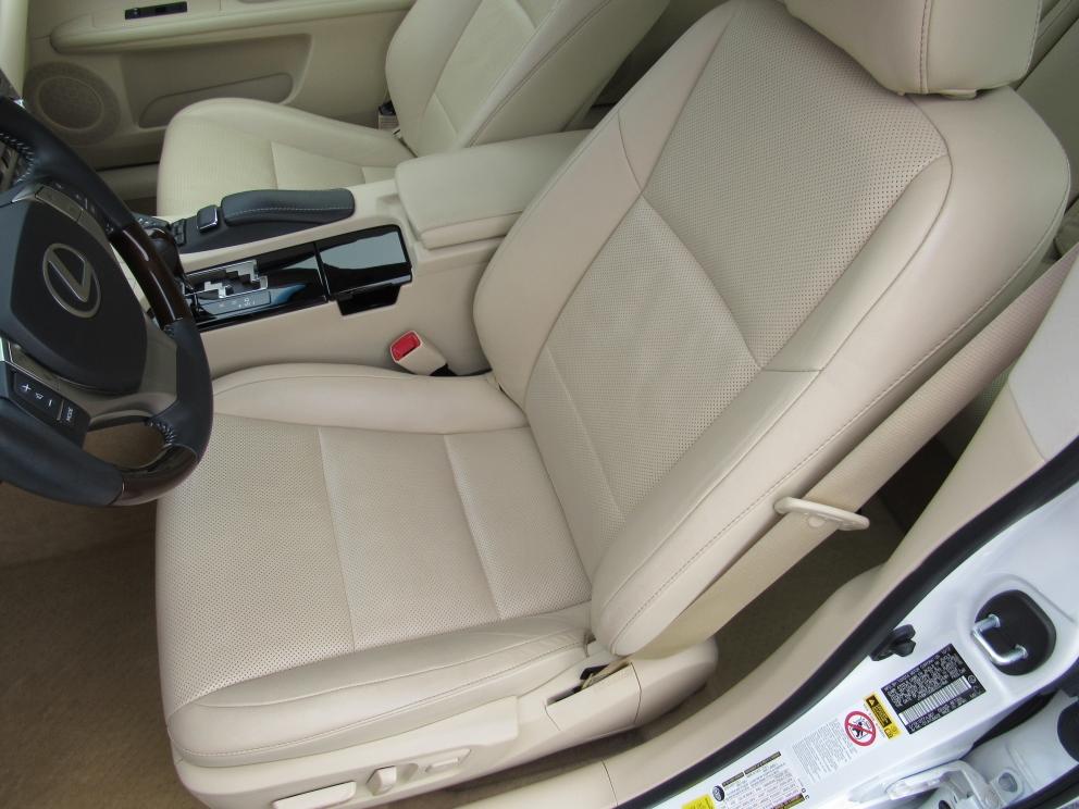 Image for 2013 Lexus ES350 Premium Navigation Blind Spot Monitor