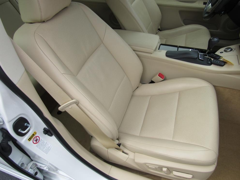 Image for 2013 Lexus ES350 Premium Navigation Blind Spot Monitor