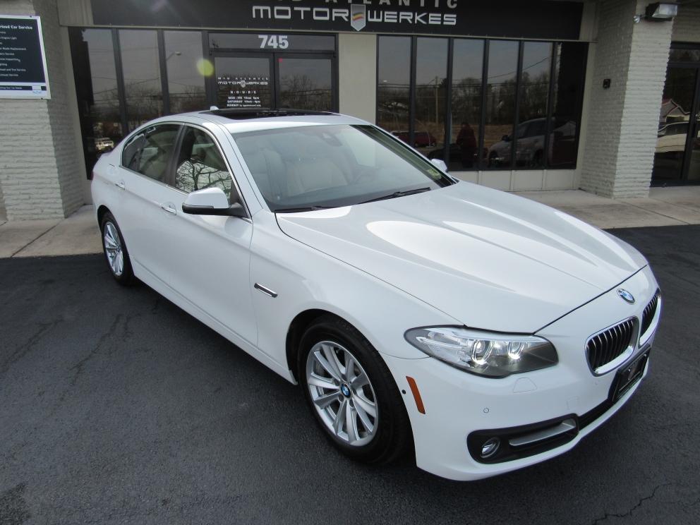 Image for 2015 BMW 528i xDrive NAV Blind Spot Lane Departure