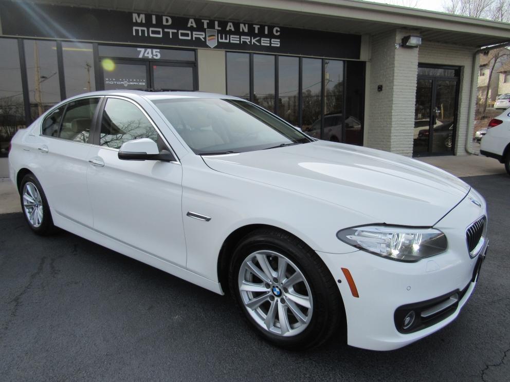 Image for 2015 BMW 528i xDrive NAV Blind Spot Lane Departure