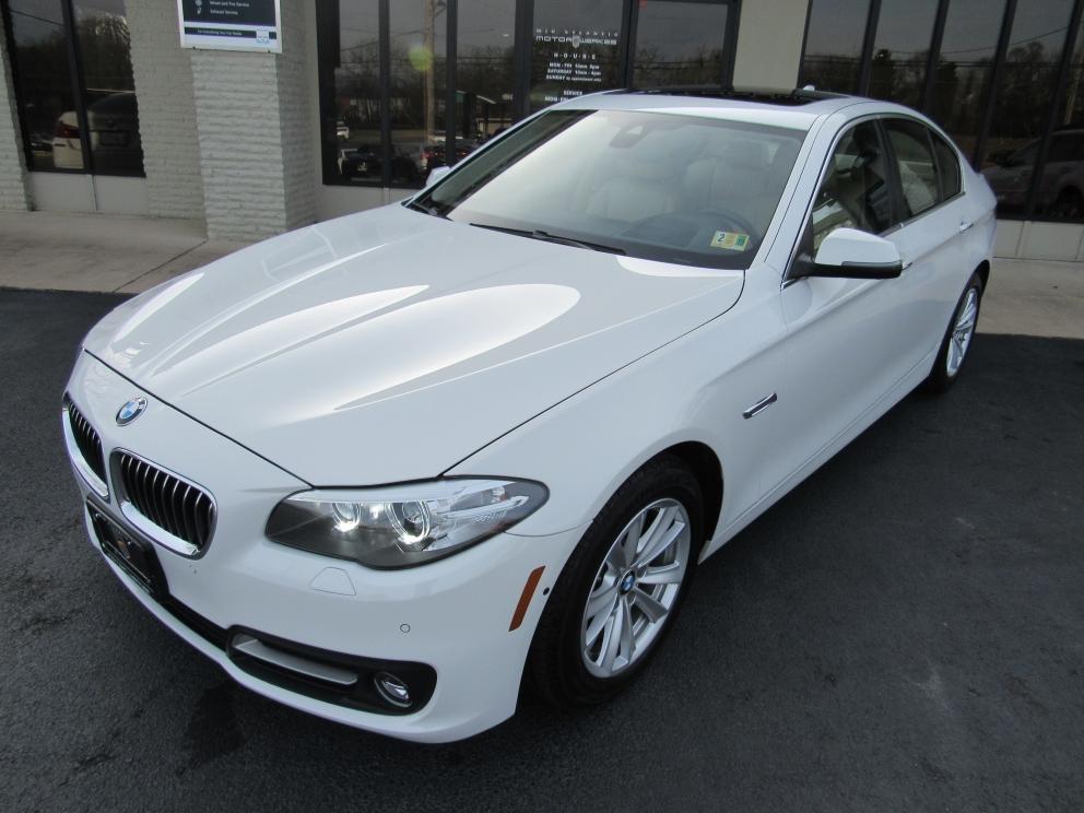 Image for 2015 BMW 528i xDrive NAV Blind Spot Lane Departure