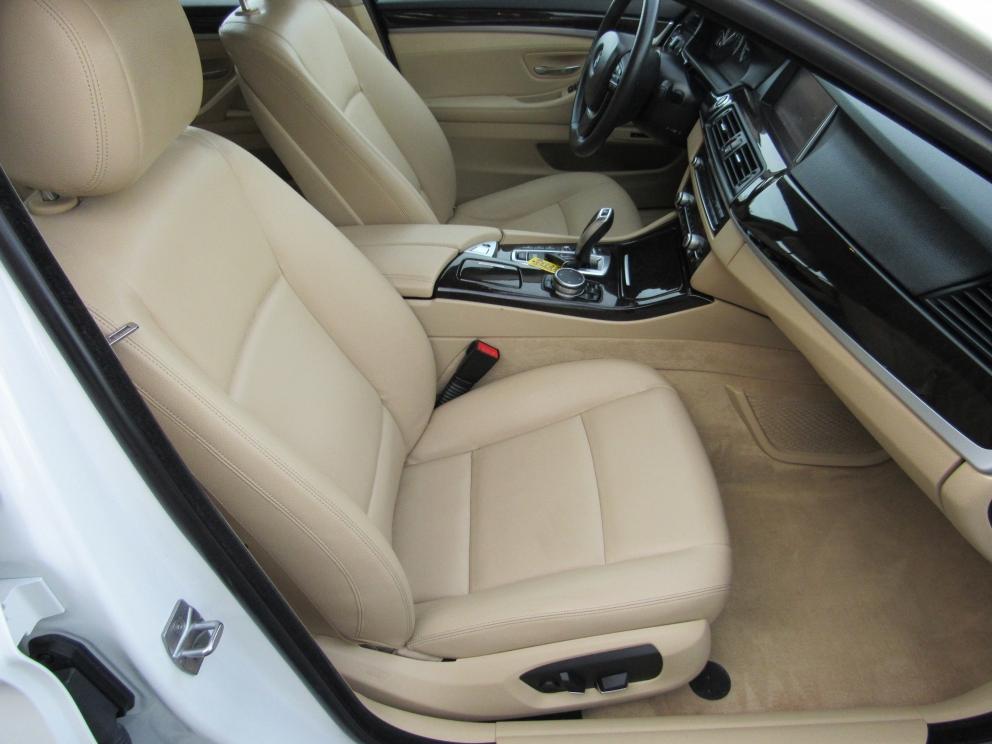 Image for 2015 BMW 528i xDrive NAV Blind Spot Lane Departure