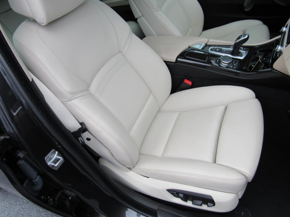 Image for 2015 BMW 528i LUX Package w/ NAV Camera Contour Seats