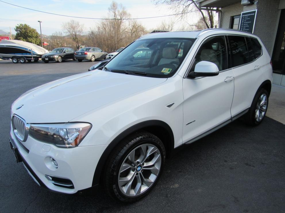 Image for 2015 BMW X3 28i xDrive X-Line Package Rear Camera