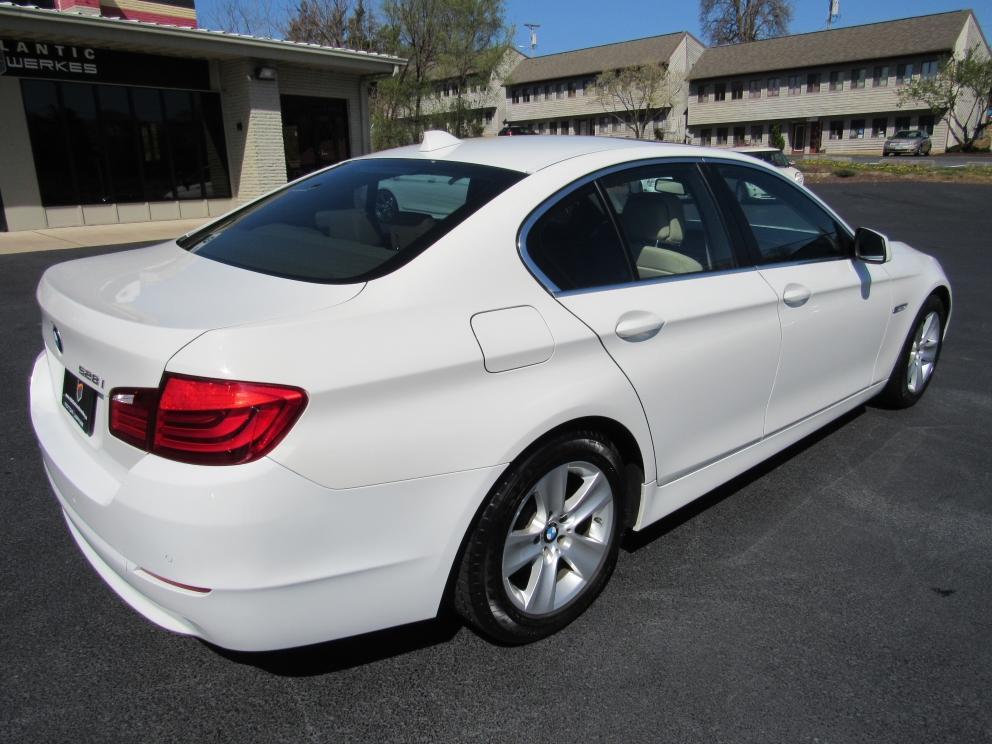 Image for 2011 BMW 528i Premium Tech NAV