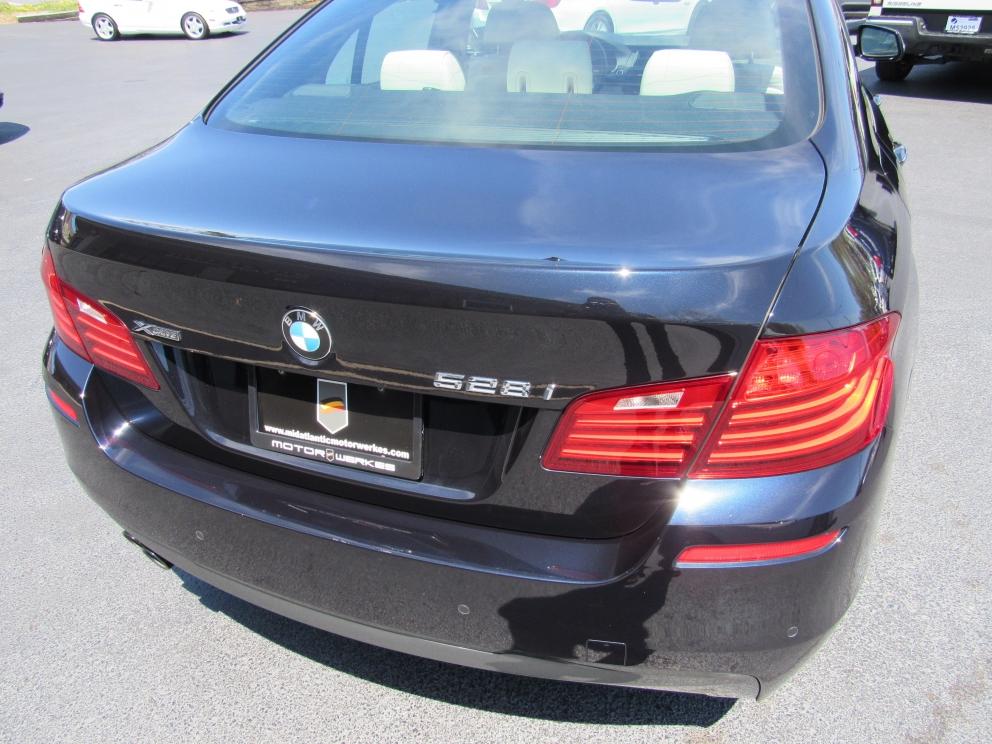 Image for 2015 BMW 528i xDrive ///M Sport LUX Seating Pkg