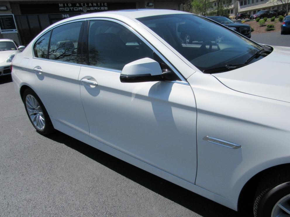Image for 2015 BMW 528i xDrive Luxury Line w/ Multi Contour Seats
