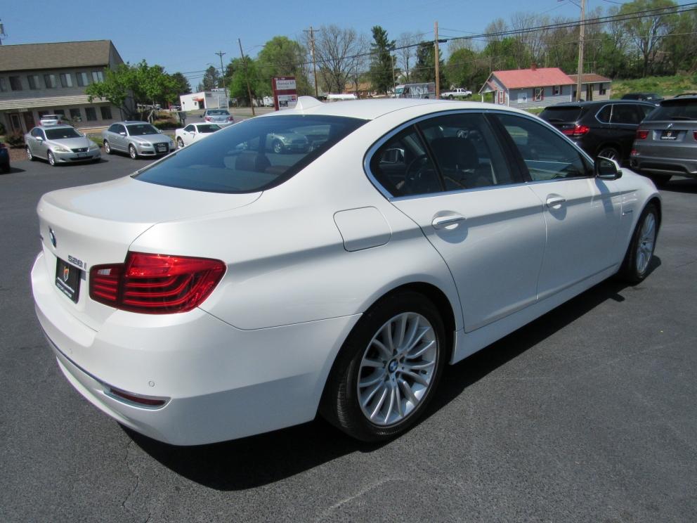 Image for 2015 BMW 528i xDrive Luxury Line w/ Multi Contour Seats