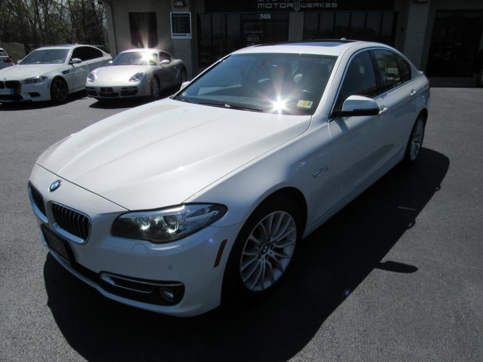 Image for 2015 BMW 528i xDrive Luxury Line w/ Multi Contour Seats