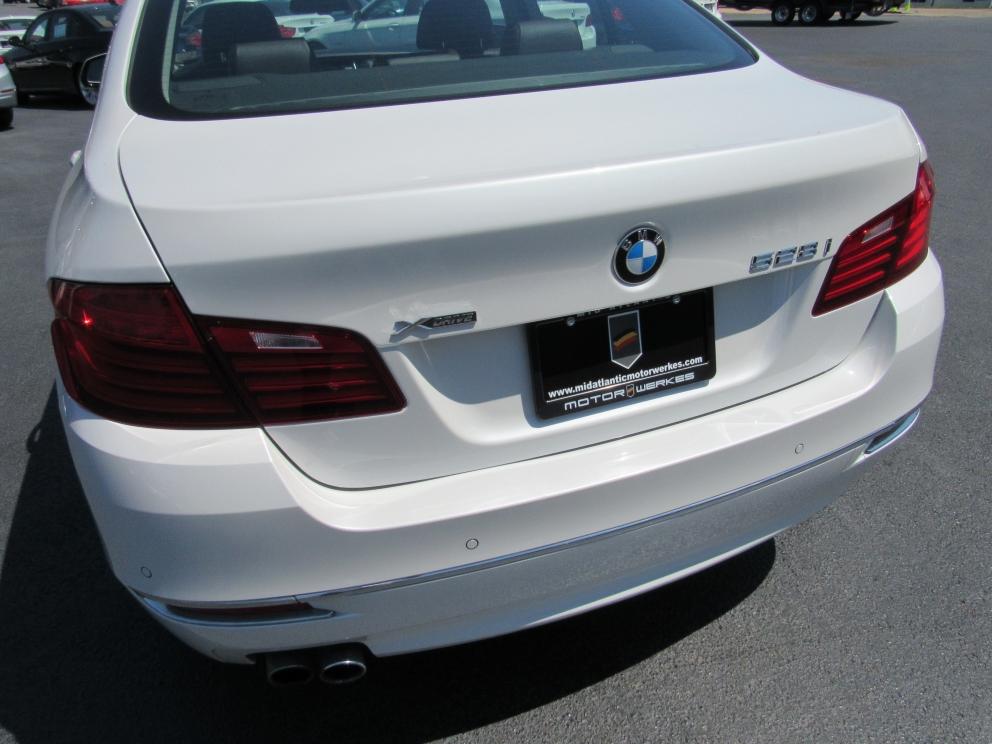 Image for 2015 BMW 528i xDrive Luxury Line w/ Multi Contour Seats