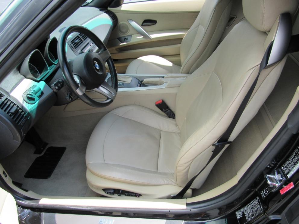 Image for 2003 BMW Z4 3.0 Premium Former Certified Pre-Owned